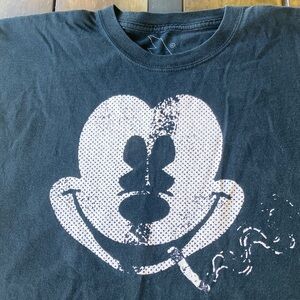 Smoking Mickey T-shirt Xl